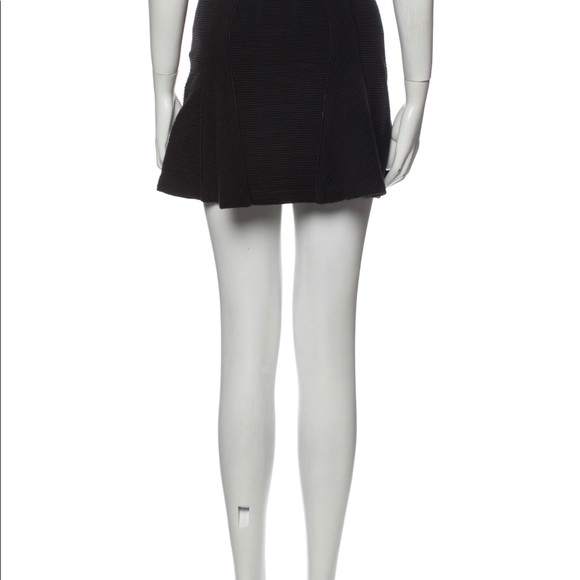 VERONICA BEARD Black Mini Skirt - Picture 2 of 4